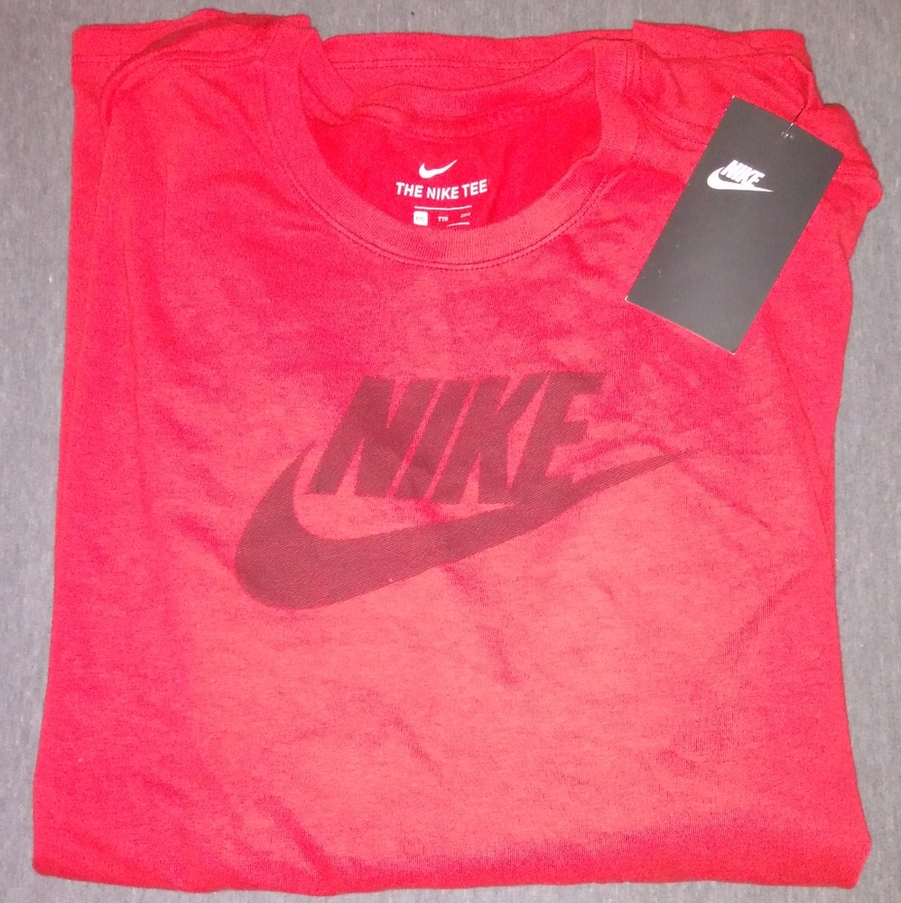 Nike Swoosh Long Sleeve